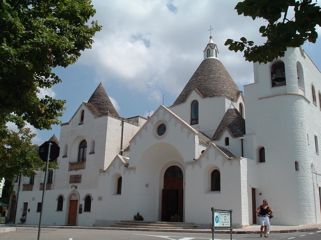 アルベロベッロ Trullo Monte Grappaヴィラ エクステリア 写真